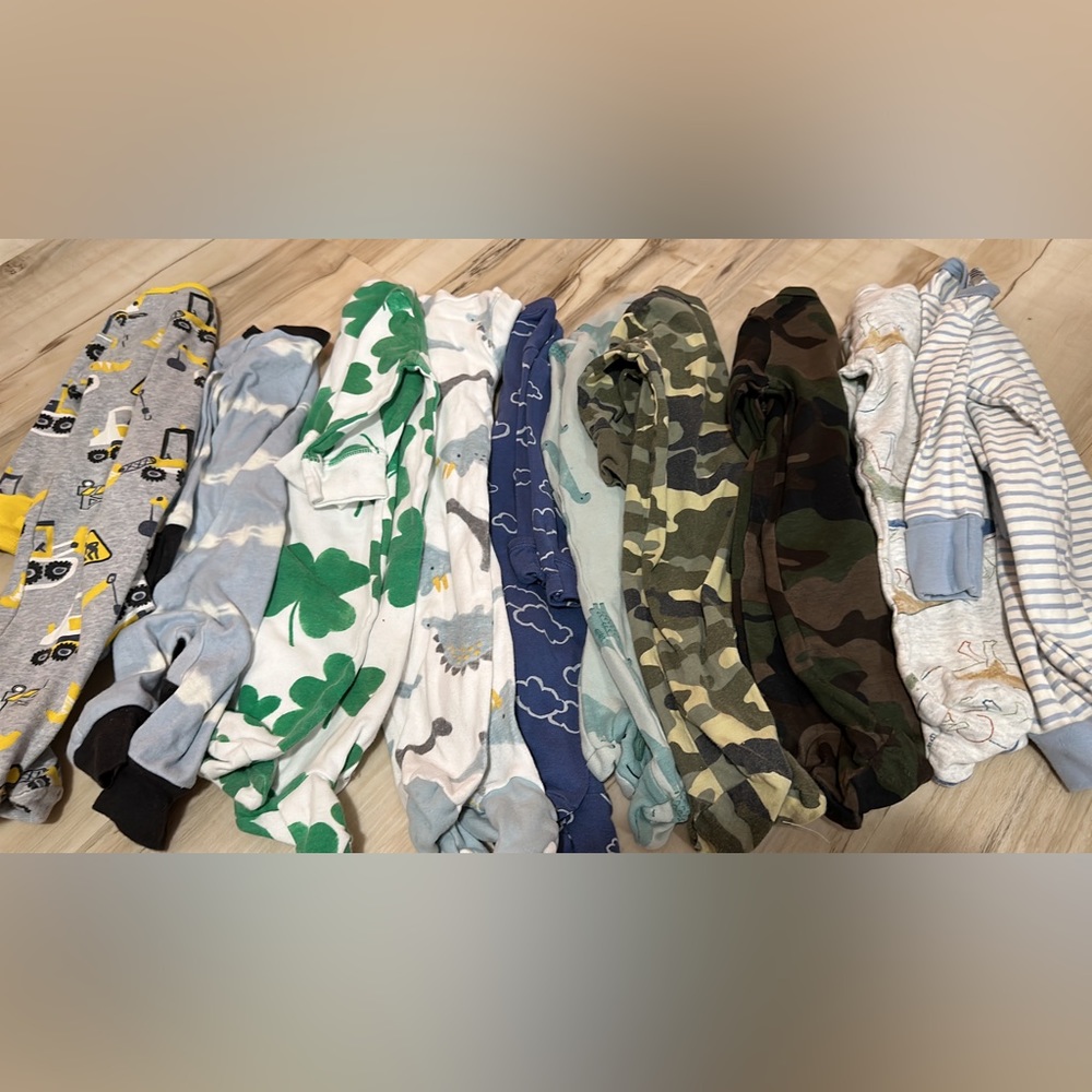 Sleepers. Sizes nb, 0-3 , and 3-6